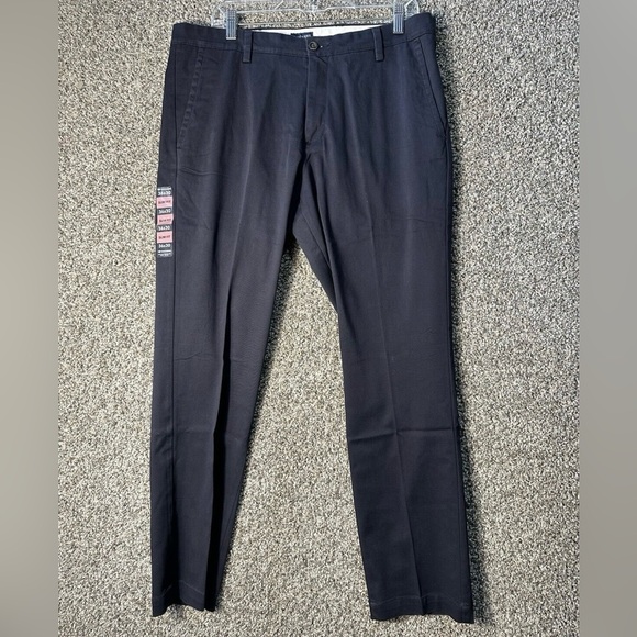 Dockers Men's Slim Fit Easy Khaki Pants SZ 36x30 NWT - Picture 4 of 8